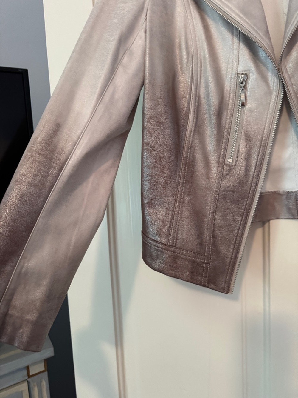 Jacket - Picture 4 of 5